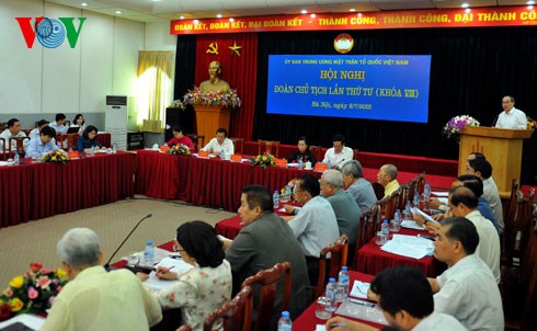 ກອງປະຊຸມຄັ້ງທີ4ຄະນະປະທານຄະນະກຳມະການສູນກາງແນວໂຮມປະເທດຊາດຫວຽດນາມ